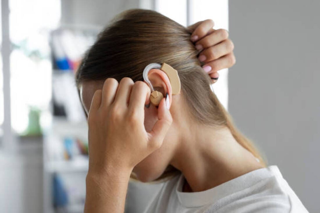 Auriculares vs. Audífonos para los Sordos