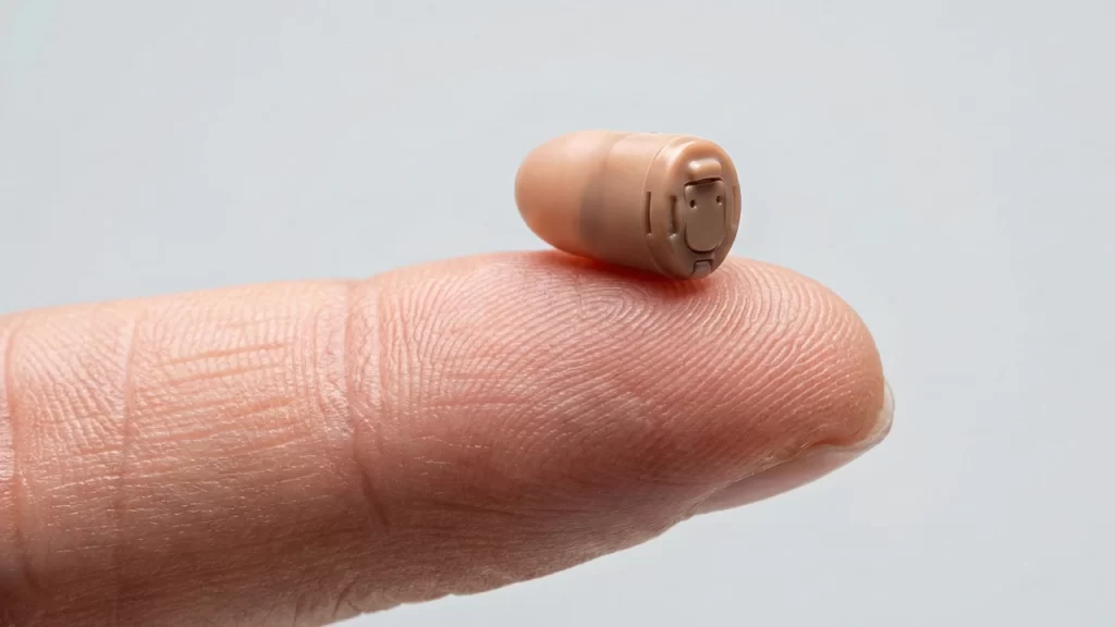 Audífonos discretos: Todo lo que debes saber antes de elegirlos 1 audífonos discretos